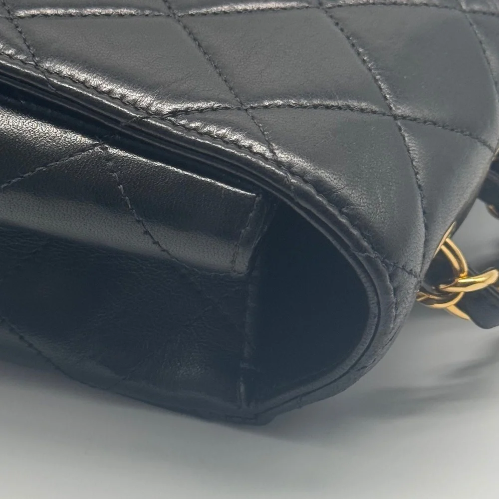SOLD Chanel Jumbo Single Flap Shoulder Bag with Black Interior Series (96-97) - Picture 11 of 16